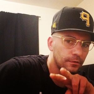 Meet your Posher, Aaron